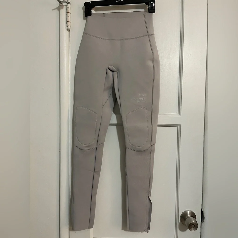 NWT! SKIMS Scuba Pant In Chrome Size XS